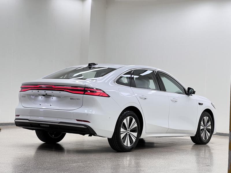 Geely Galaxy A7, 2026 — фото 7 из 12