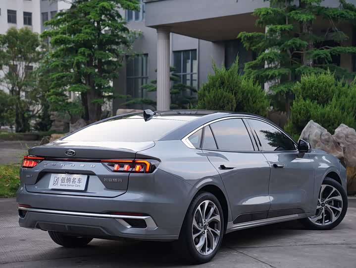 Ford Mondeo, 2023 — фото 6 из 9