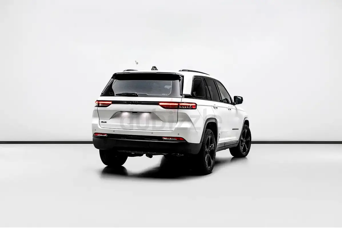 Jeep Grand Cherokee, 2024 — фото 5 из 10
