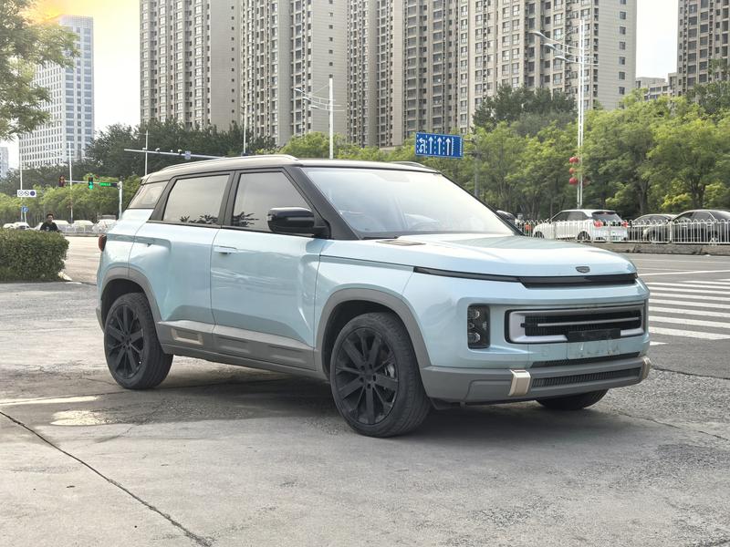Geely Icon, 2023 — фото 3 из 10