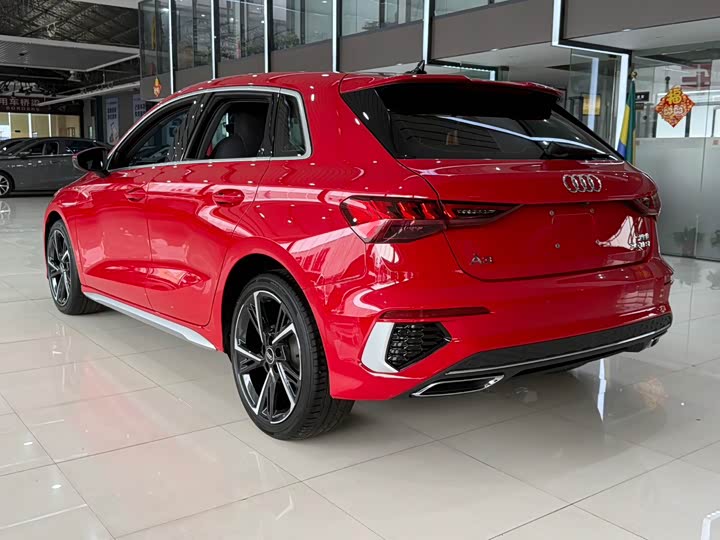 Audi A3, 2023 — фото 4 из 9