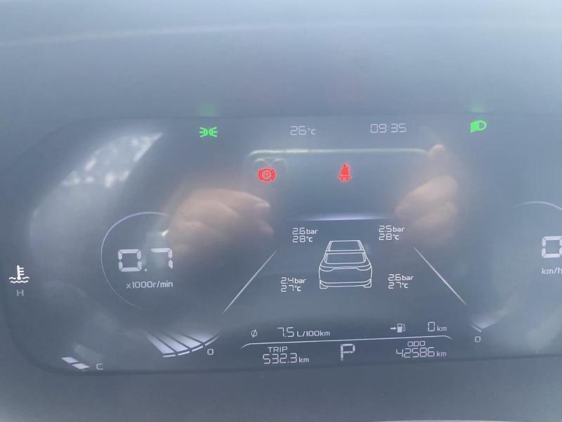 Geely Emgrand L, 2022 — фото 8 из 12