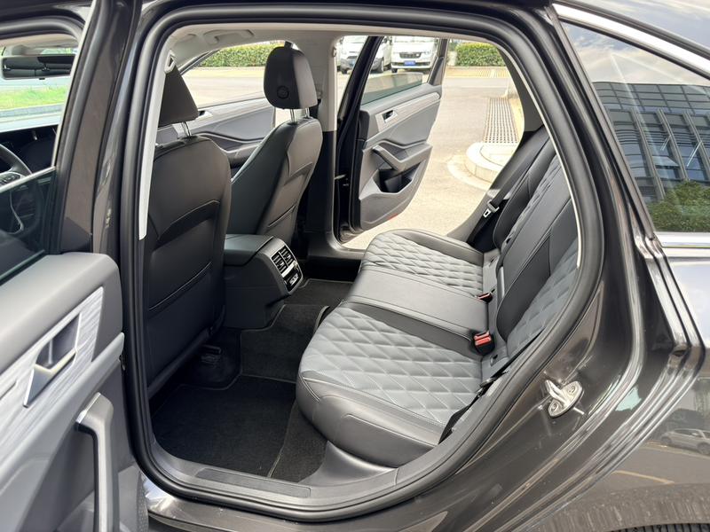 Volkswagen Sagitar L, 2024 — фото 11 из 12