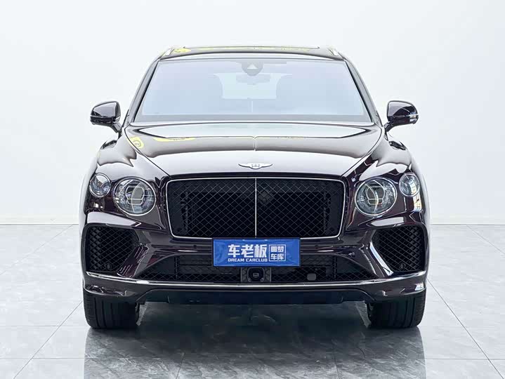 Bentley Bentayga, 2025 — фото 2 из 9