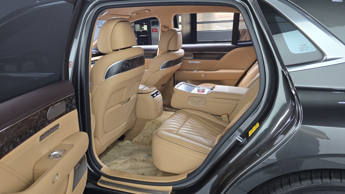 Genesis G90, 2025 — фото 11 из 12
