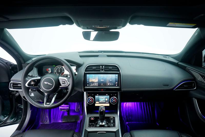 Jaguar XE L, 2023 — фото 8 из 12