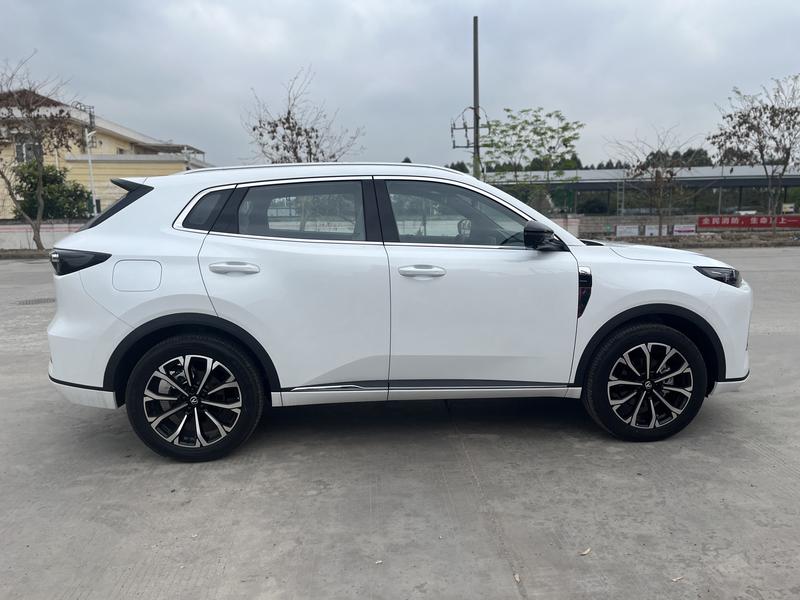 Changan CS55 Plus Hybrid, 2026 — фото 7 из 12