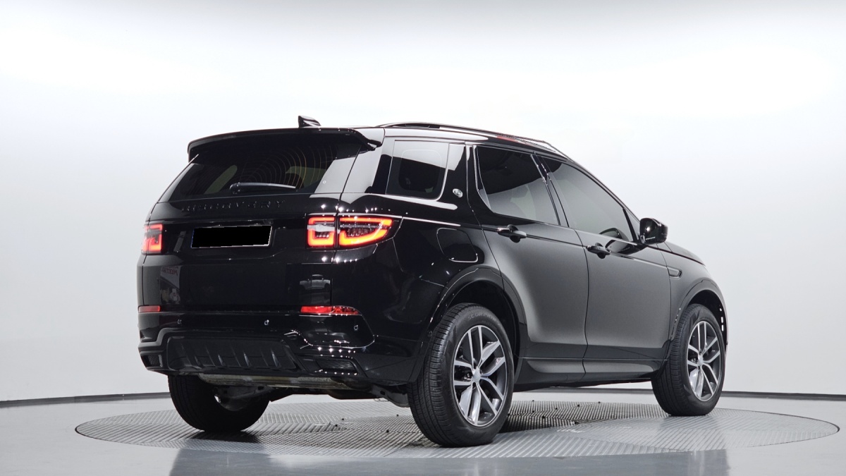 Land Rover Discovery Sport, 2024 — фото 2 из 12