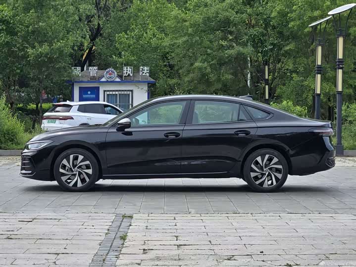 Volkswagen Passat, 2026 — фото 3 из 9