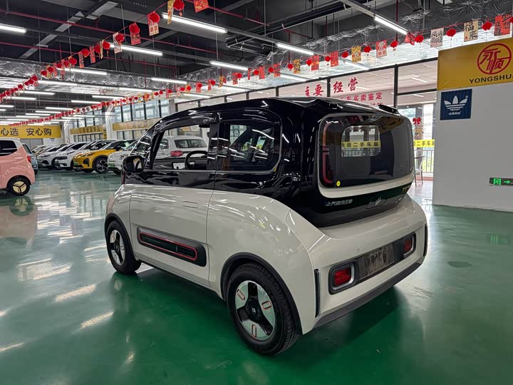 Baojun KiWi EV, 2022 — фото 7 из 9