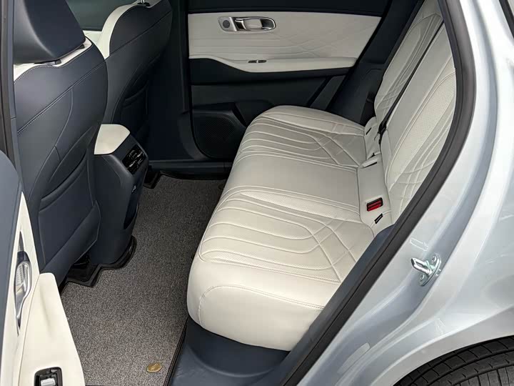 Geely Galaxy Starship 7, 2024 — фото 6 из 9