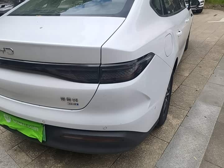BYD Seal 05 DM-i Hybrid, 2024 — фото 8 из 9