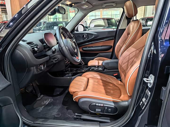 Mini Clubman, 2021 — фото 6 из 9