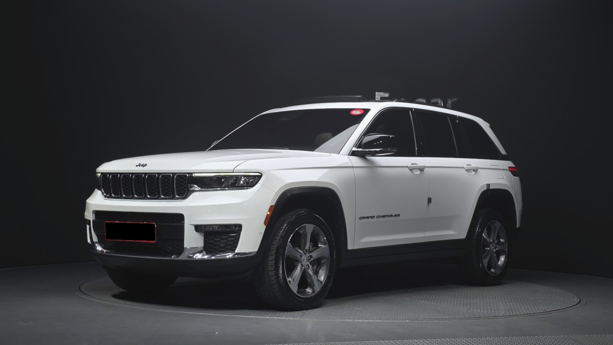 Jeep Cherokee, 2023 — купить в Москве под ключ