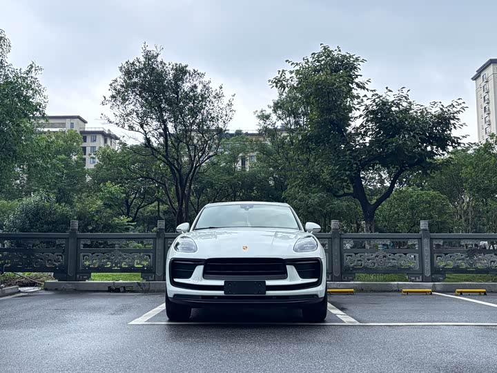 Porsche Macan, 2022 — фото 3 из 9