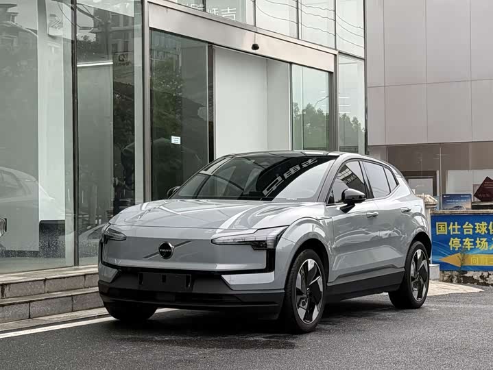 Volvo EX30, 2024 — купить в Орле под ключ