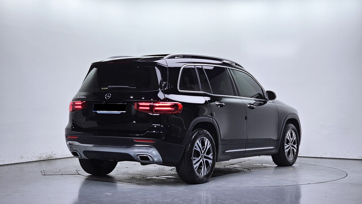 Mercedes-Benz GLB-Class, 2024 — фото 2 из 12