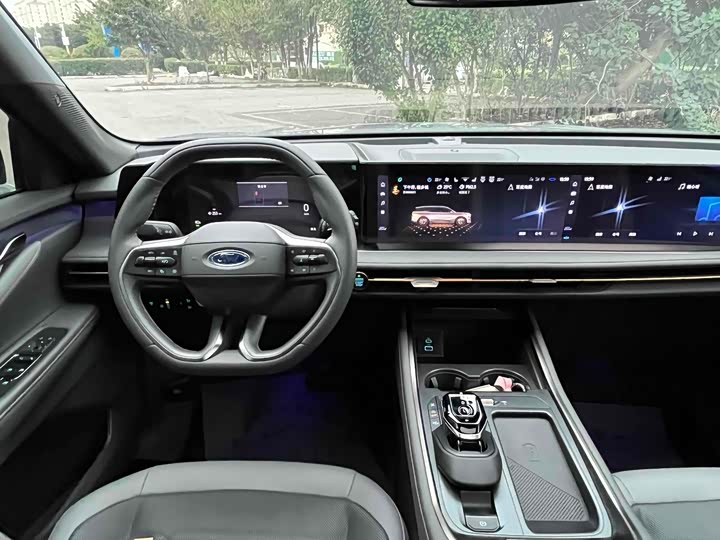 Ford Edge, 2023 — фото 10 из 12
