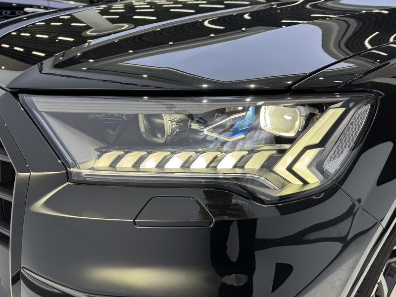 Audi SQ7, 2023 — фото 8 из 12