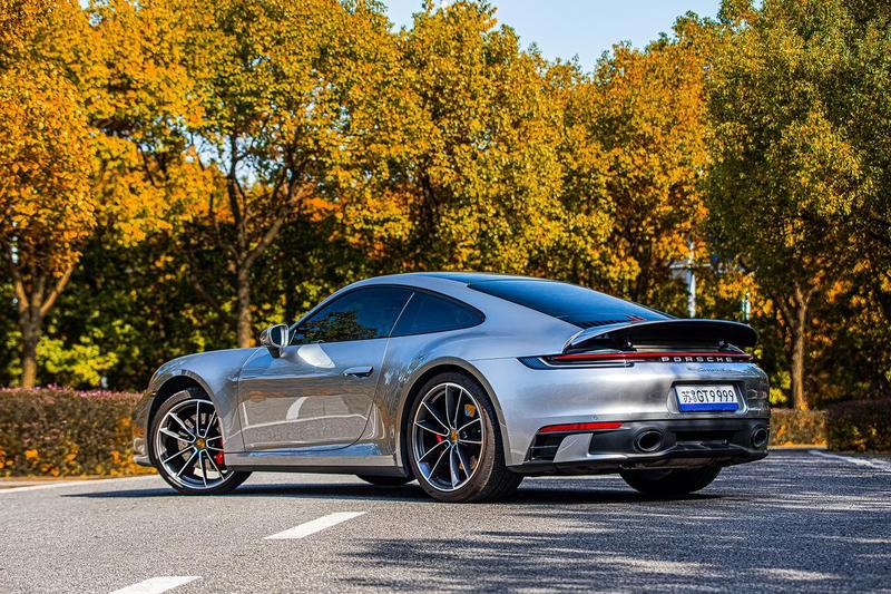 Porsche 911, 2022 — фото 5 из 12
