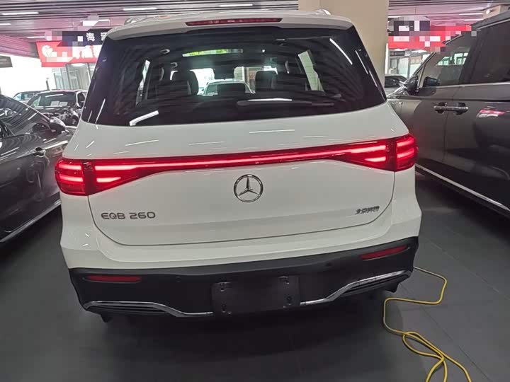 Mercedes-Benz EQB, 2025 — фото 4 из 9