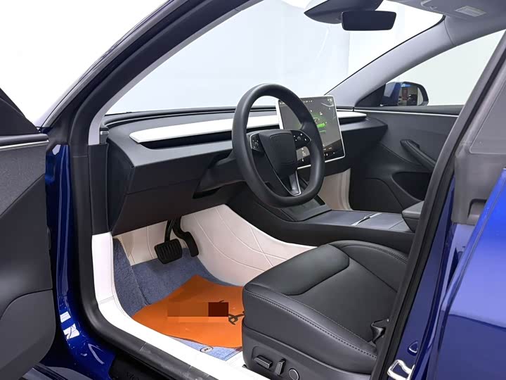 Tesla Model 3, 2023 — фото 5 из 9