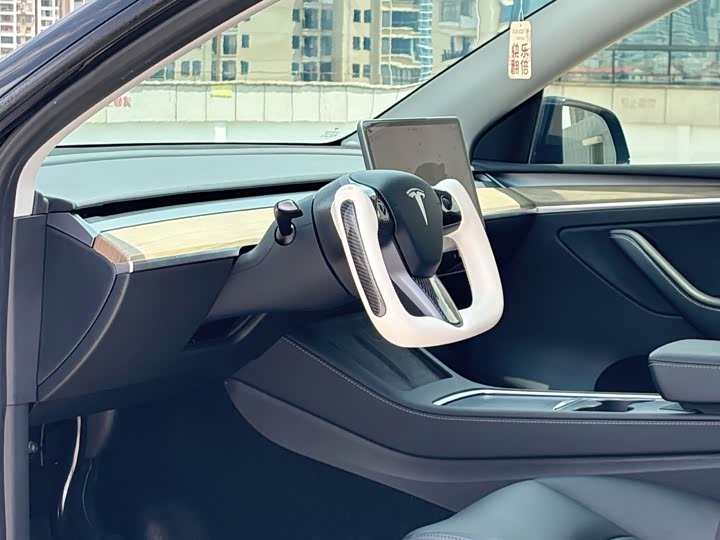 Tesla Model Y, 2023 — фото 4 из 9
