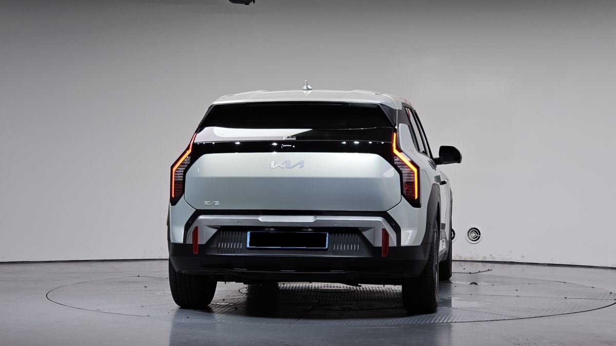 Kia EV3, 2025 — фото 4 из 12
