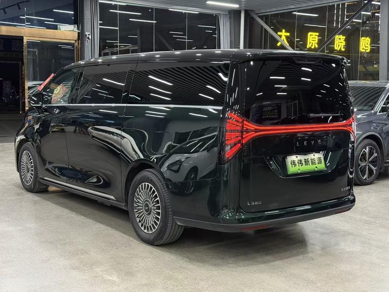Geely Galaxy L380, 2025 — фото 4 из 12