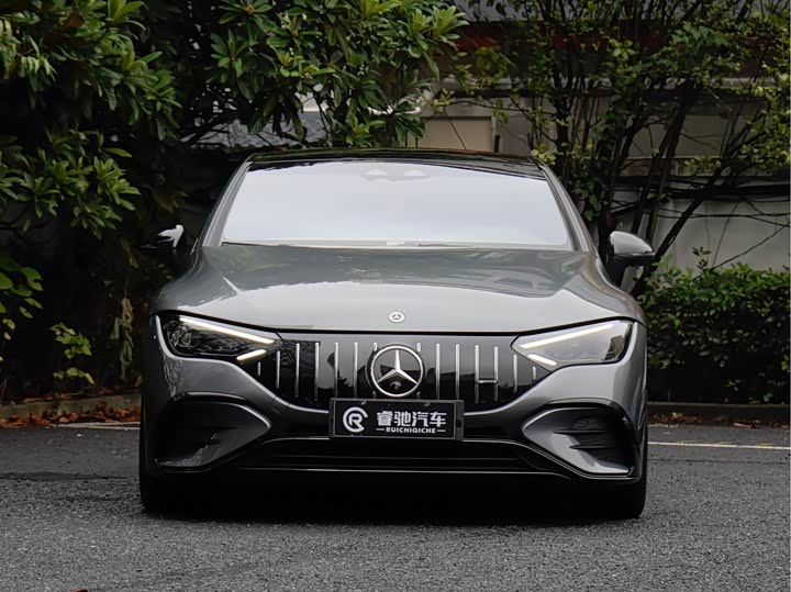 Mercedes-Benz EQE AMG, 2024 — фото 2 из 9