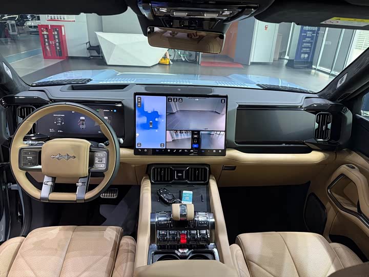 BYD FangChengBao Leopard 8, 2024 — фото 7 из 9