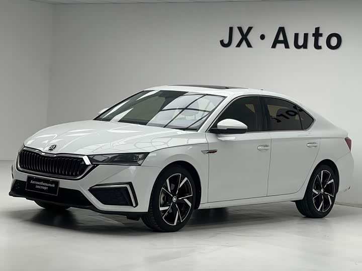 Skoda Octavia Pro, 2023 — купить в Ярославле под ключ