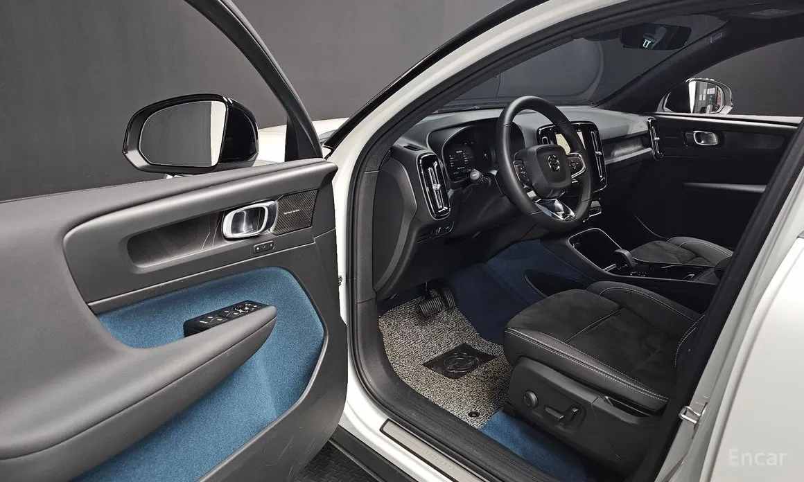 Volvo C40, 2022 — фото 11 из 12