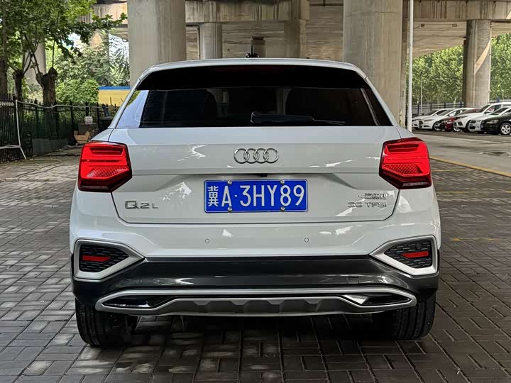 Audi Q2L, 2022 — фото 3 из 9