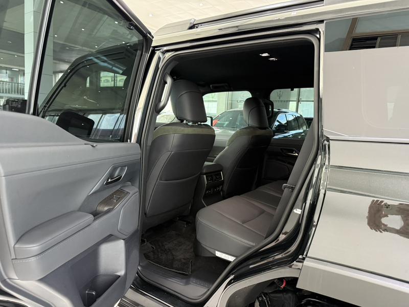Lexus GX, 2024 — фото 10 из 12