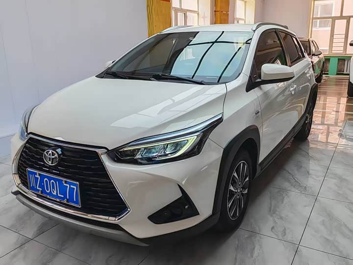 Toyota Yaris L Hatchback, 2022 — фото 3 из 9