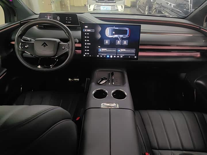 GAC Hyptec HL, 2025 — фото 6 из 9