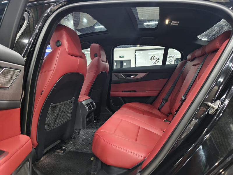 Jaguar XE L, 2024 — фото 8 из 9