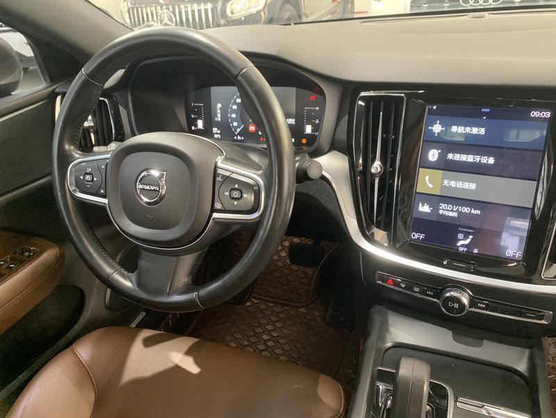 Volvo S60, 2021 — фото 9 из 12