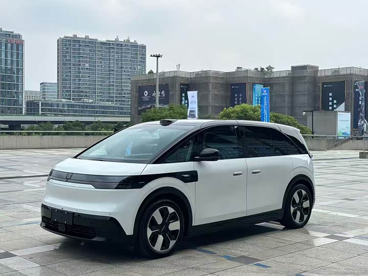 Zeekr Mix, 2025 — купить в Иванове под ключ