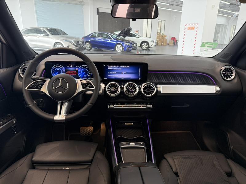 Mercedes-Benz EQB, 2025 — фото 6 из 10
