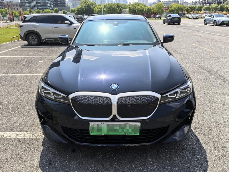 BMW i3, 2024 — фото 2 из 10