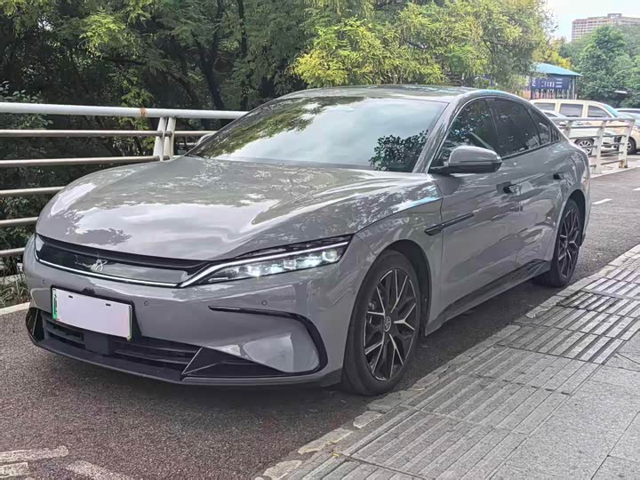 BYD Han, 2025 — купить в Смоленске под ключ