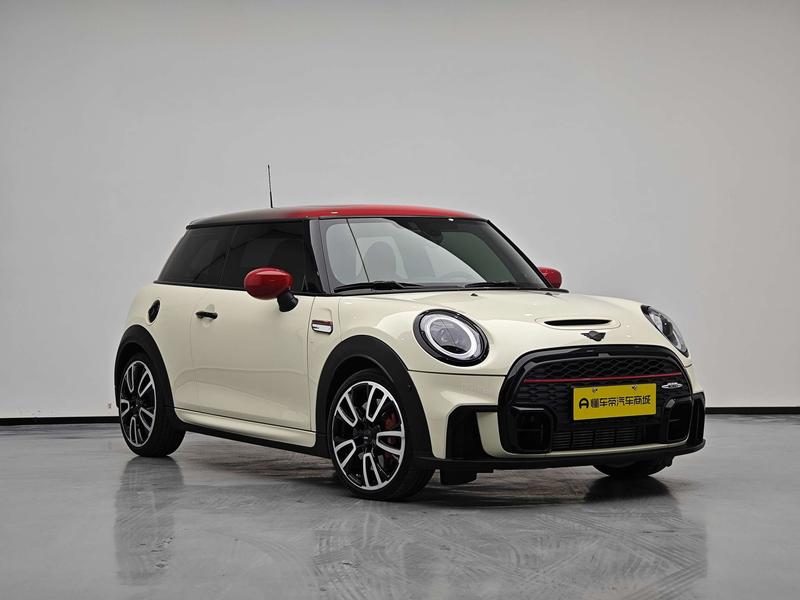 Mini Mini JCW, 2022 — фото 3 из 12