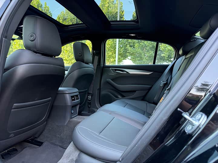 Cadillac CT5, 2025 — фото 5 из 9