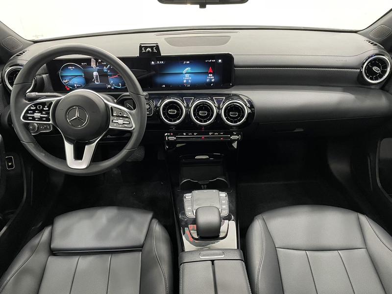 Mercedes-Benz A-Class, 2022 — фото 8 из 12