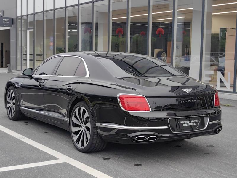 Bentley Flying Spur, 2022 — фото 5 из 12