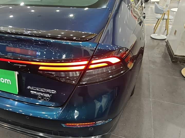 Honda Accord Hybrid, 2023 — фото 8 из 9