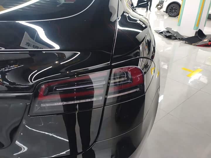 Tesla Model S, 2023 — фото 8 из 9