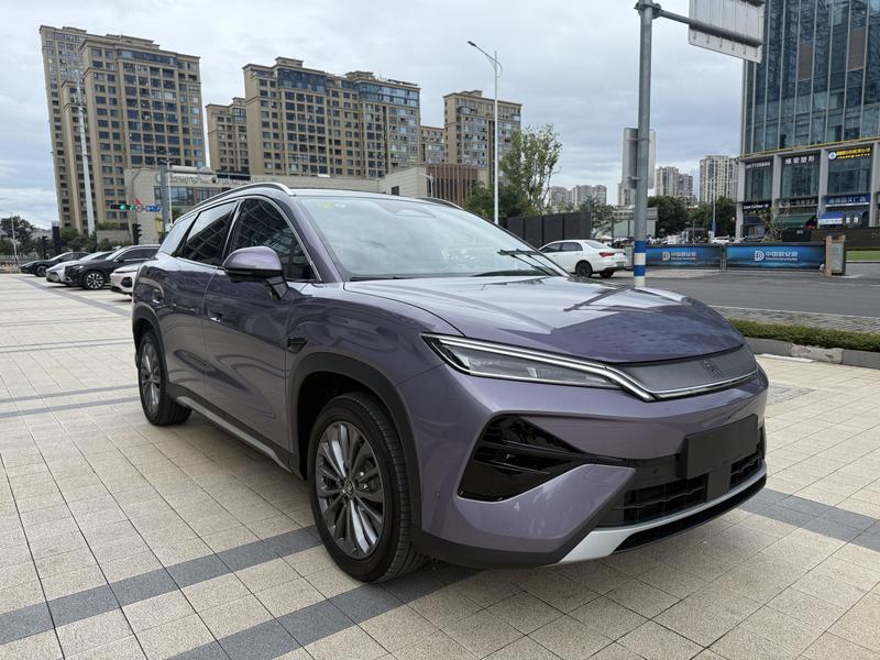 BYD Song Ultra EV, 2026 — фото 3 из 12
